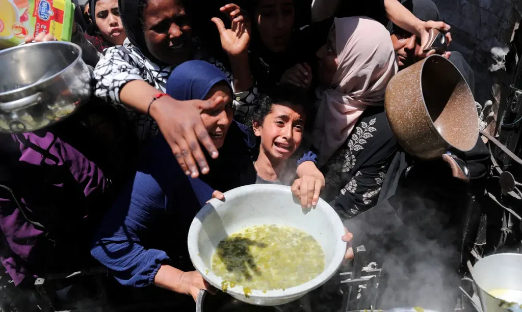 Mais de 100 grupos pedem ação à medida que fome se espalha em Gaza