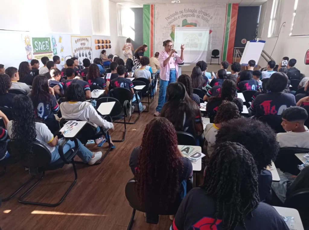 Estudantes da rede municipal de Juazeiro participam de aulão preparatório para o SABE e SAEB 2025
