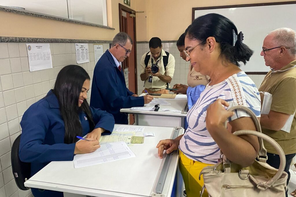 Mutirão Conciliando Cidadania é iniciado com serviços de justiça, social e saúde em Feira