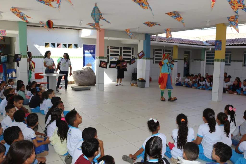 Gincana de Recicláveis mobiliza escola no Parque Residencial durante Semana do Meio Ambiente em Juazeiro