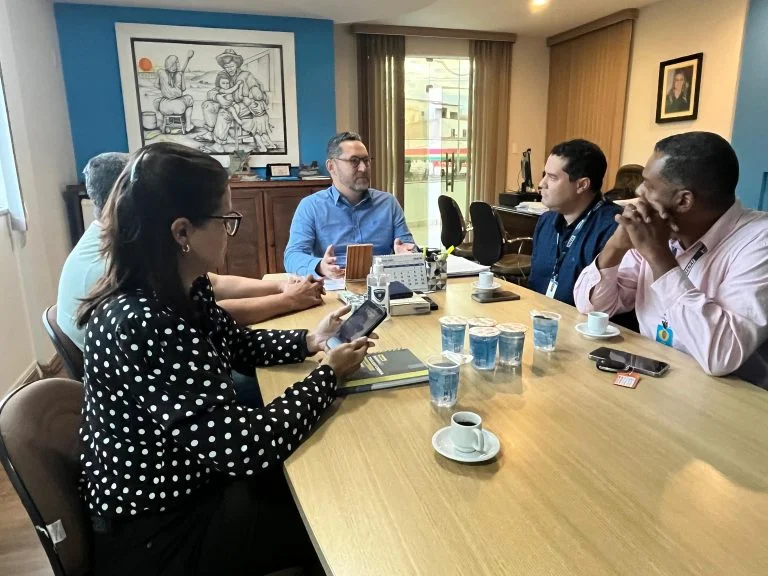 Semdes amplia diálogo com o Senai para fortalecer ações de qualificação profissional e geração de renda