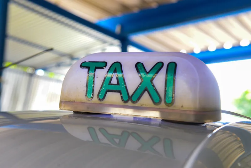 Vistoria anual de táxis de Salvador vai até o dia 19 de outubro; cinco empresas estão disponíveis