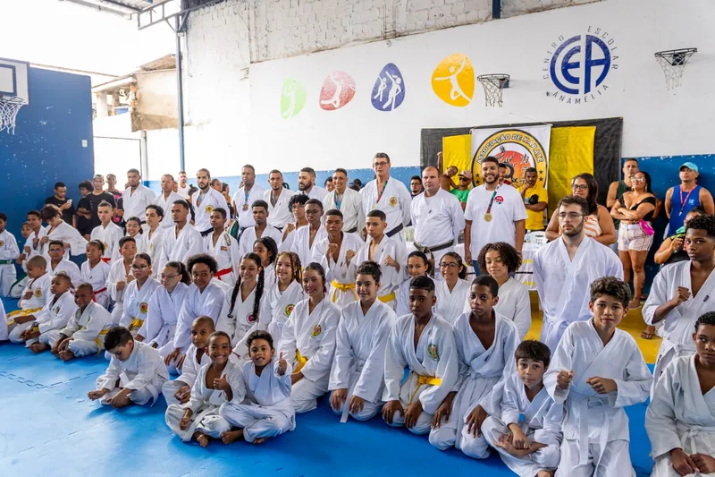 Sudesb apoia associações de incentivo ao karatê com transporte para o Campeonato Baiano em Feira de Santana