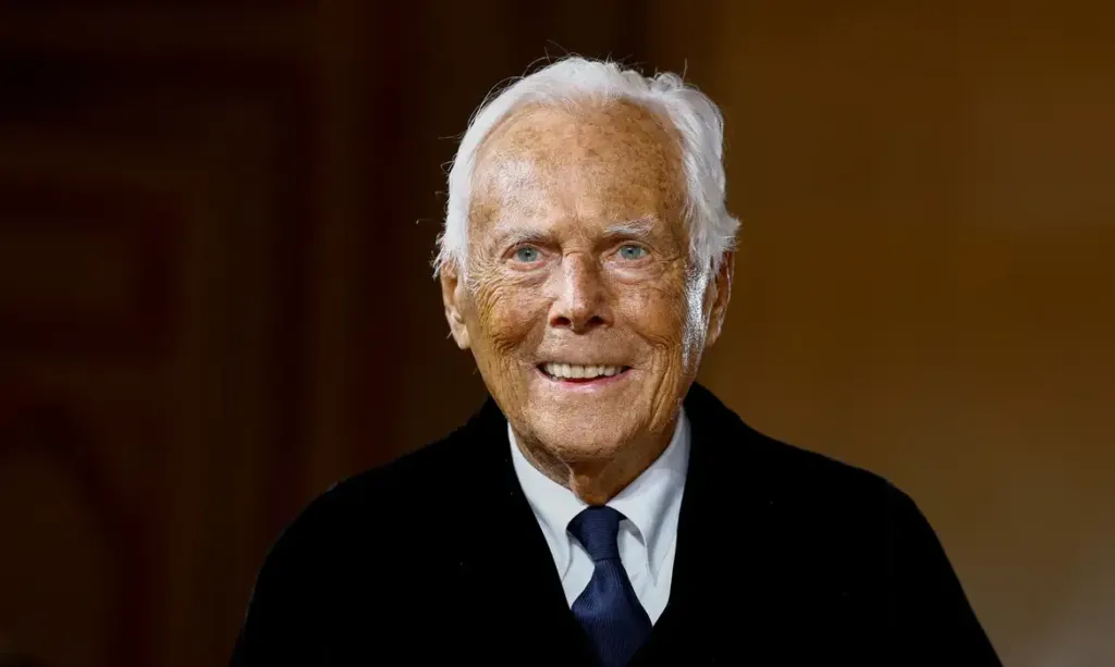 Estilista italiano Giorgio Armani morre aos 91 anos