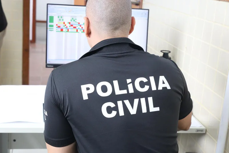 Mulher é presa por fraude de R$ 8 mil com cartão de crédito em Eunápolis